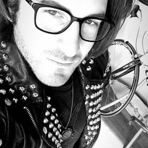 Meet your Posher, Gilad